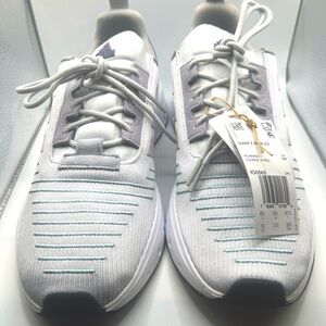 Adidas Swift Run 23 in White and Gray